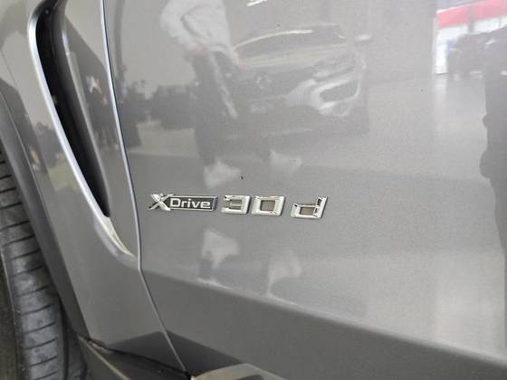 BMW X5 3.0 4X4 30D I6 TURBO DIESEL 4P AUTOMÁTICO BMW X5 3.0 4X4 30D I6 TURBO DIESEL 4P AUTOMÁTICO